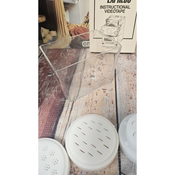 Pasta Express X2000 Electric Pasta Machine Tested - Picture 4 of 8